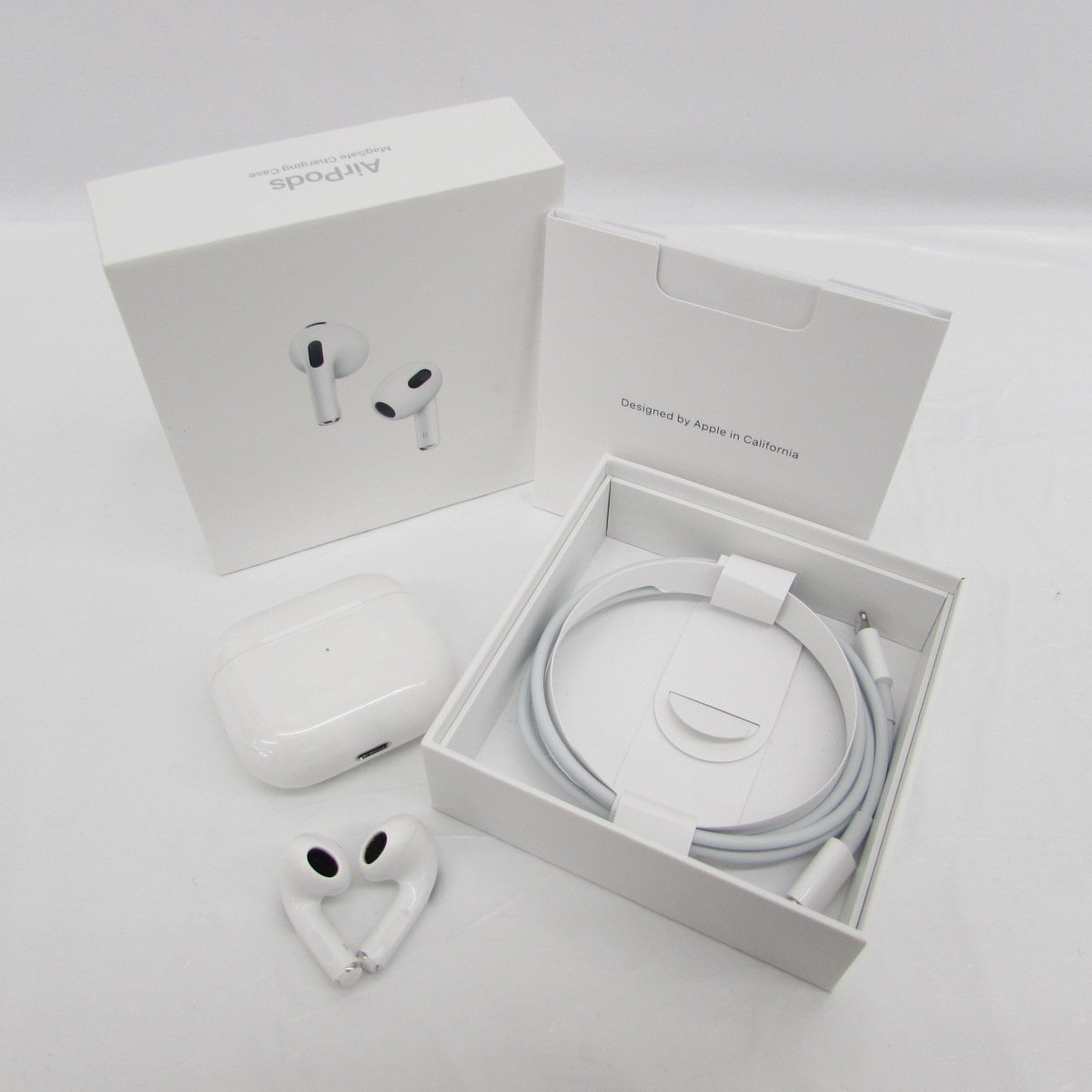 【中古品】Apple アップル ワイヤレスイヤホン エアーポッズ AirPods 第3世代 MME73J/A 11211031 0220