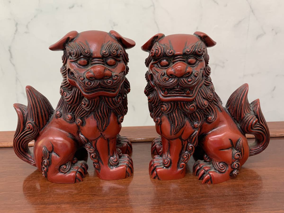 紫檀　置物　狛犬 紫檀 狛犬 シーサー 唐獅子 木製 彫刻 置物 縁起物 (東洋彫刻)｜売買