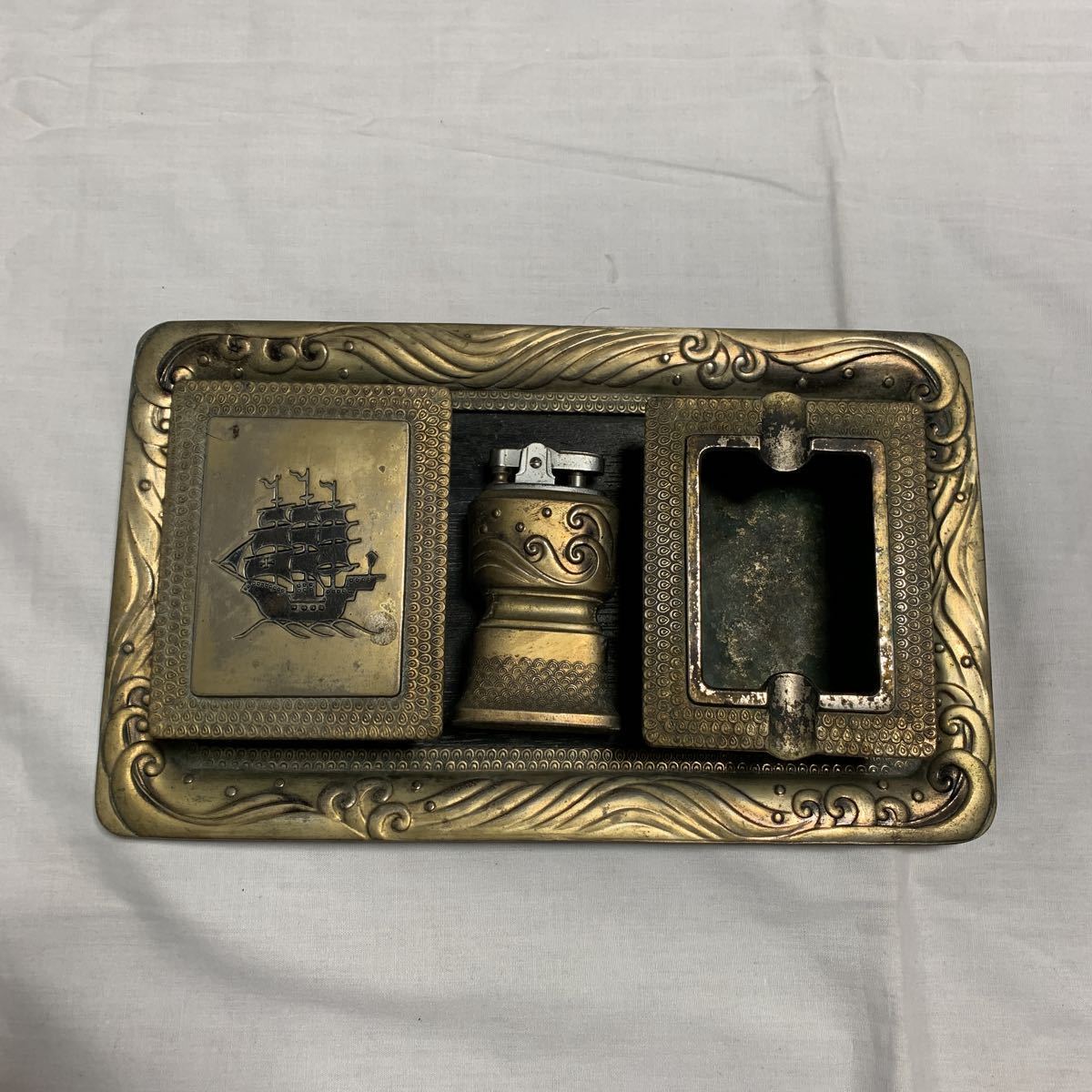 アンティーク　灰皿セット　シガーセット　煙草盆　煙草入れ　オイルライター　シガーケース　レトロ　骨董品