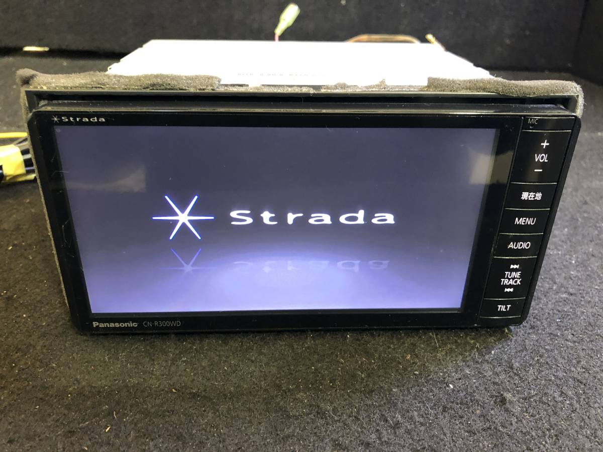 パナソニック ストラーダ Panasonic DVD メモリーナビ CN-R300WD SD 