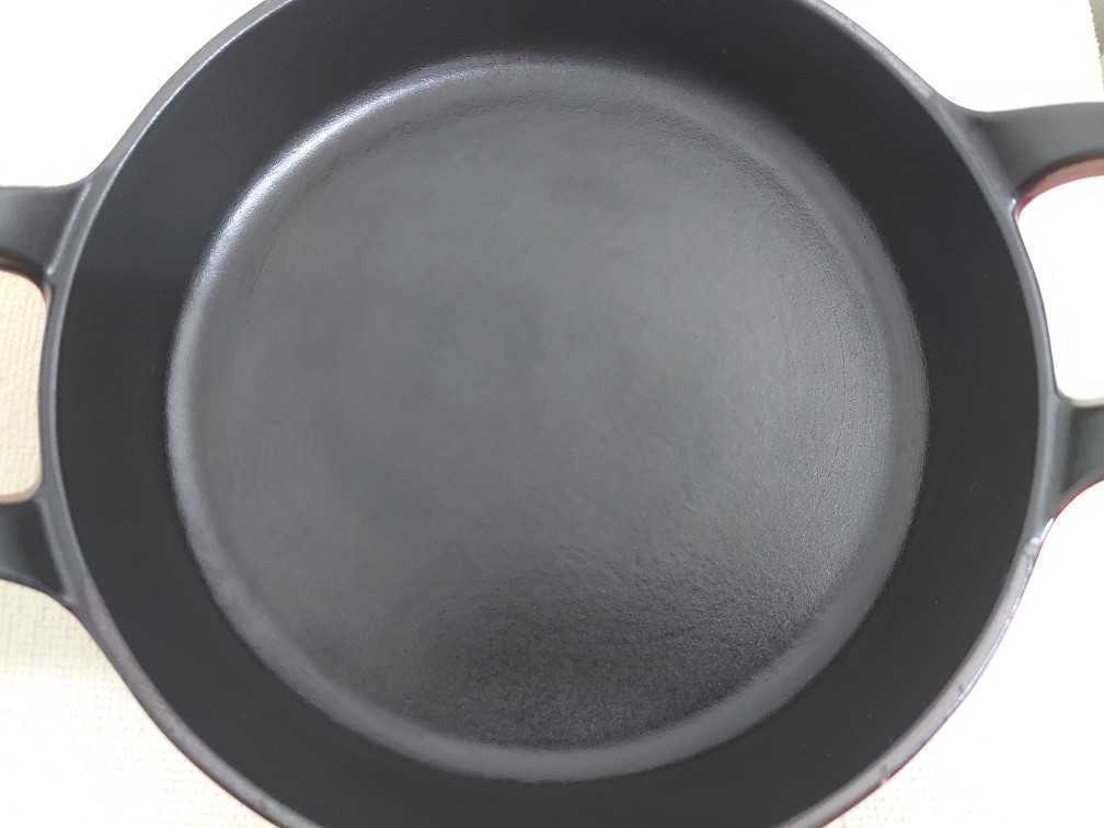 ☆中古品☆staub ストウブ ラウンド スタッカブル ディッシュ 20cm