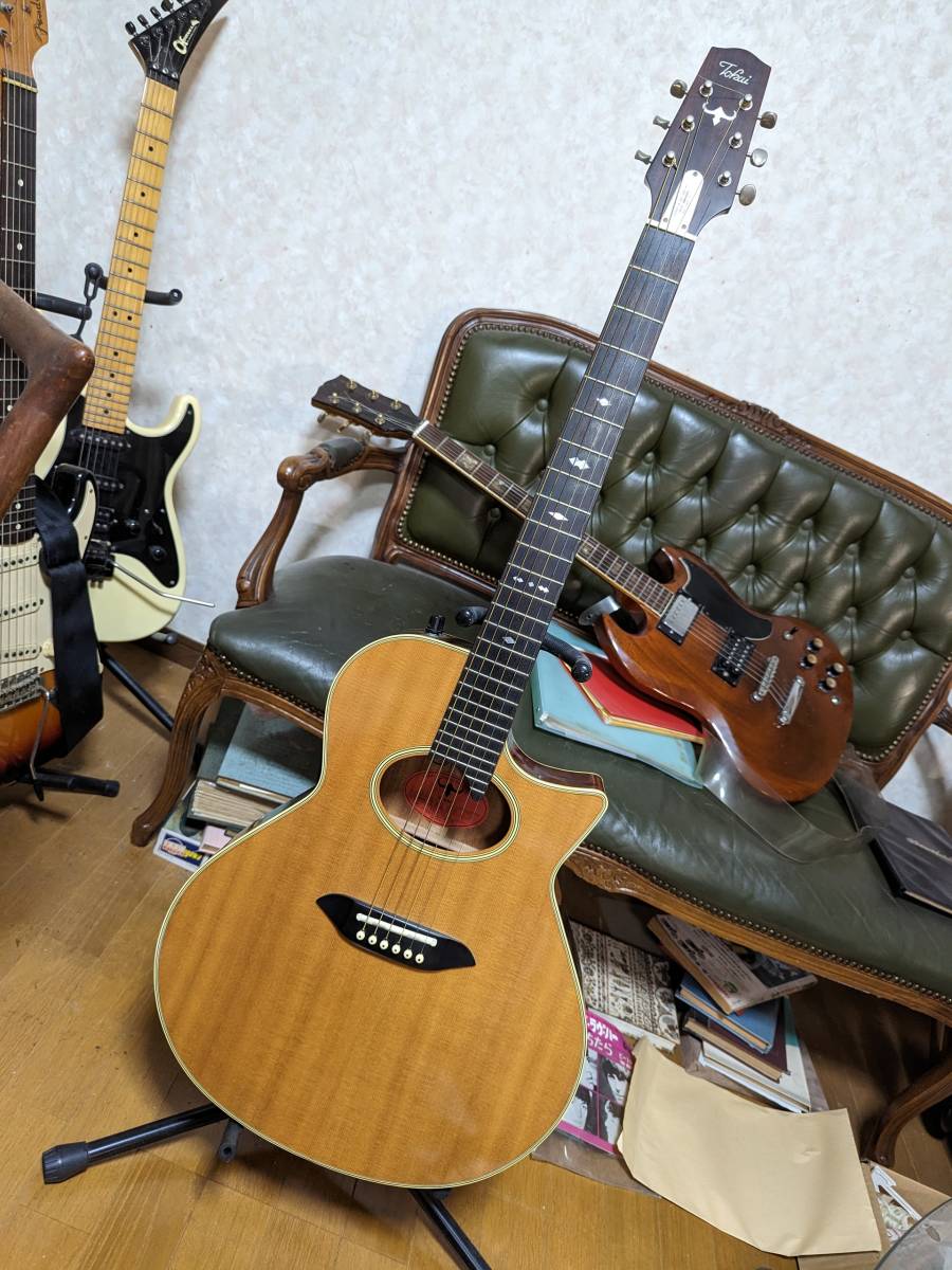 極美品 エレアコ Tokai TEA-60S ギター 完動 ハードケース付(本体 
