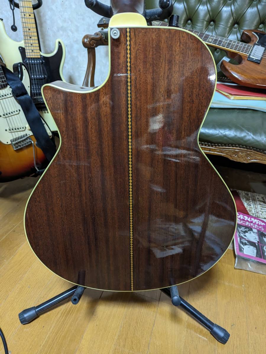 極美品 エレアコ Tokai TEA-60S ギター 完動 ハードケース付(本体 
