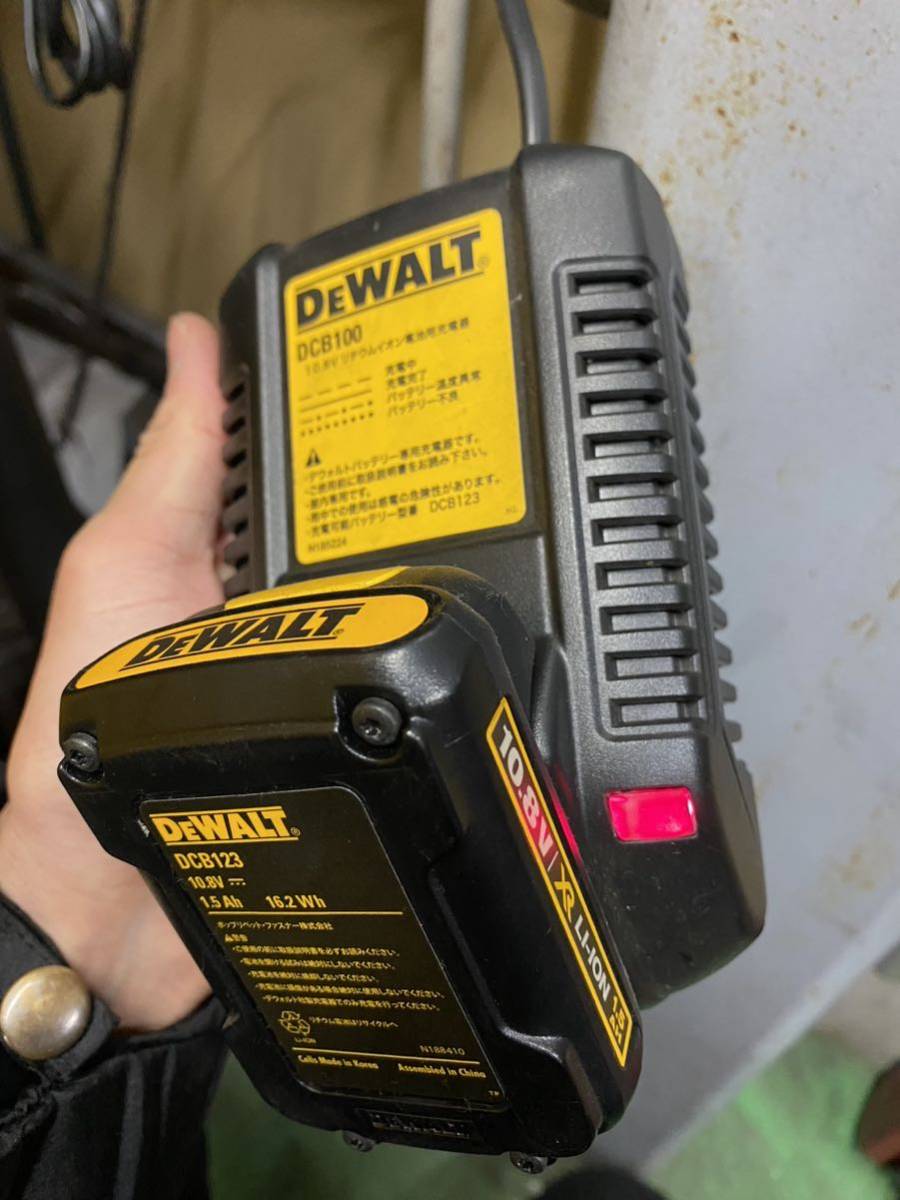 DEWALT デウォルト　インパクトレンチ　コードレス　充電式　ジャンク品_5
