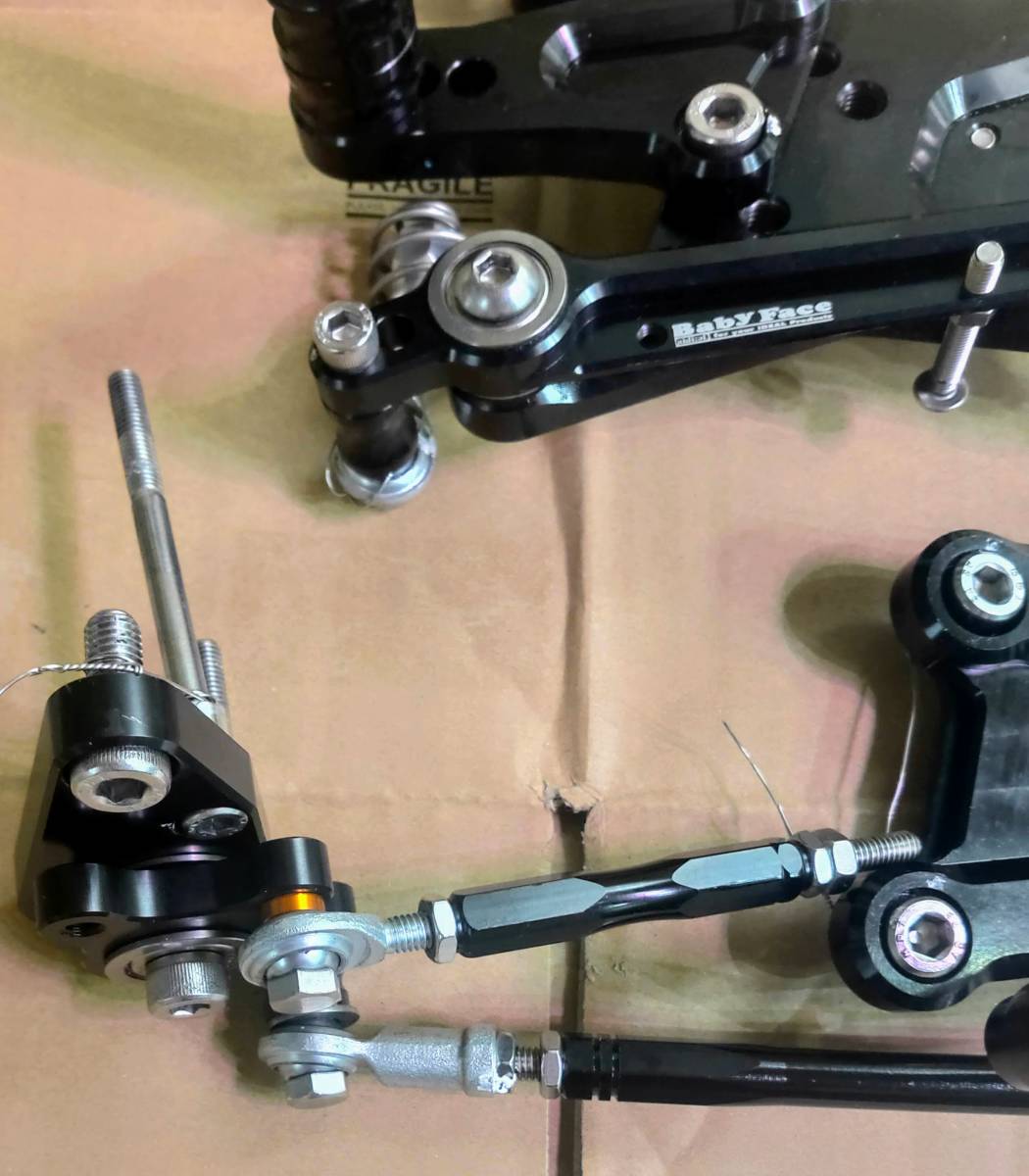 美品】CBR600RR(21〜)2BL-PC40用 ベビーフェイス バックステップ 