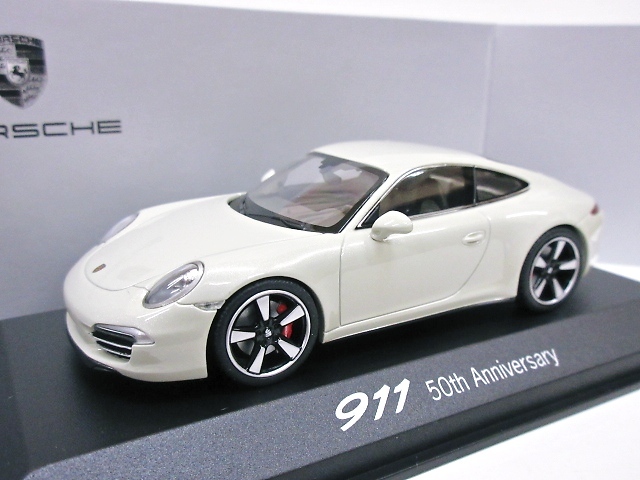 Minichamps 1/43 ポルシェ 911 (991) 50th Anniversary グレー 2013
