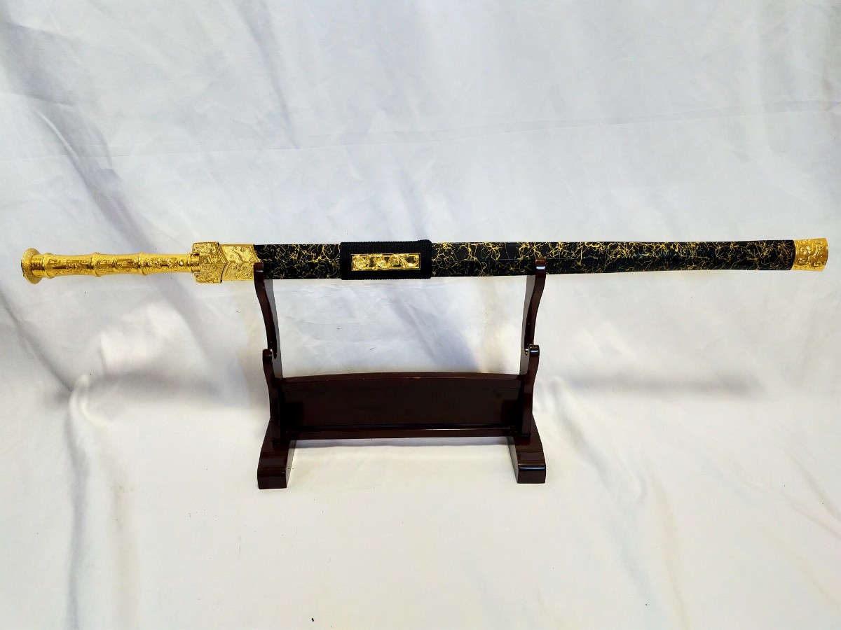 ☆新品☆ 古代中国の剣(黒金) 漢剣シリーズ④ 炭素鋼刀身 武術太極拳