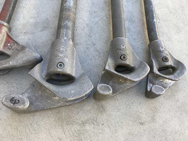 79562204_4