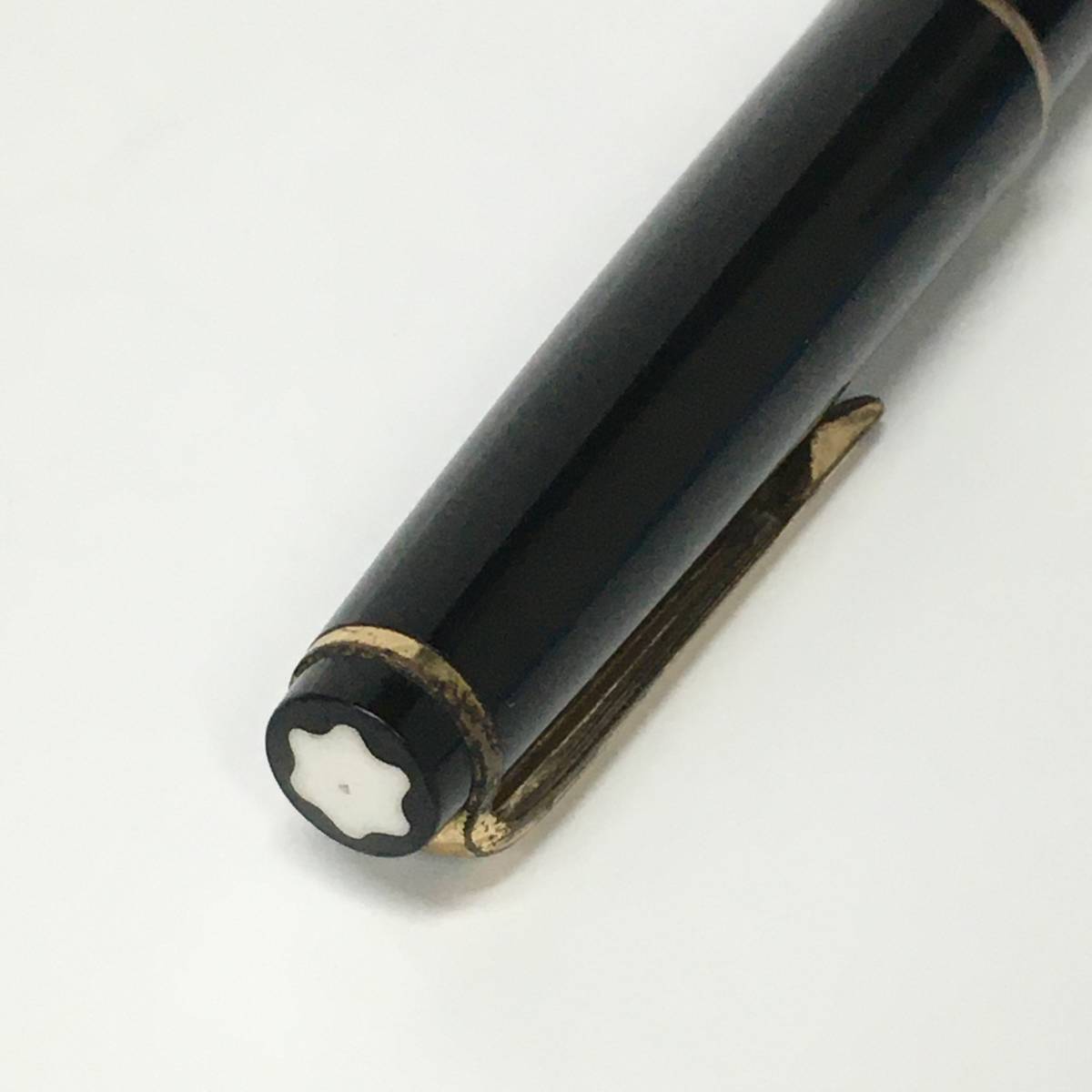プラチナ 万年筆 ブラック ゴールドカラー ペン先 14K 細字 プラチナ 万年筆 ペン先 14K 585 字幅 F カートリッジ式 全長約14cm 黒