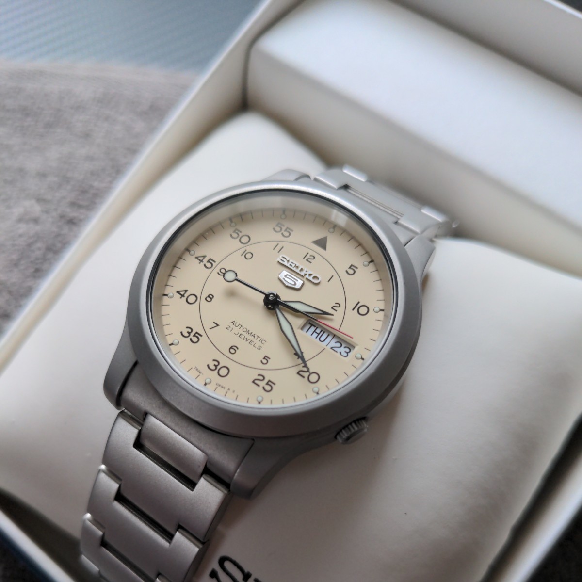 ☆美品☆ セイコー5 SEIKO 5 SNK803K2 7S26-02J0 新同純正ベルト2本付 