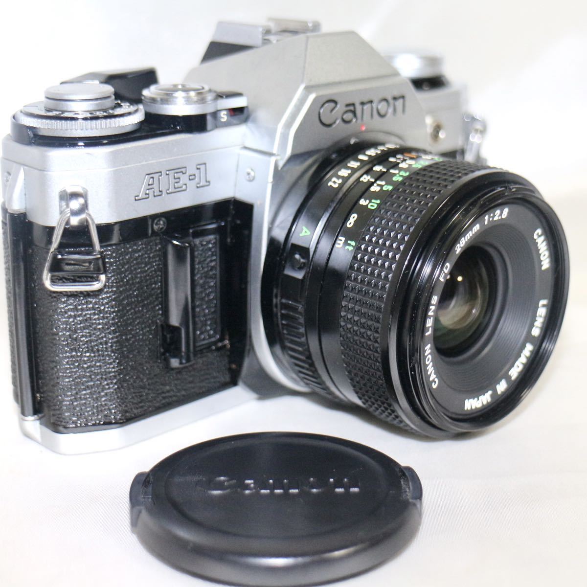 シャター泣き無し動作品Canon AE-1 シルバー キャノン New FD 28mm f28 レンズセット