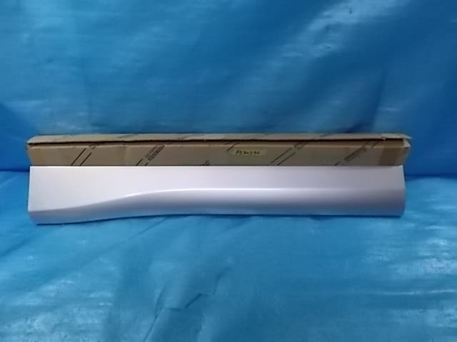  ヴォクシー X / V ZRR70 左 フロントドア プロテクター №FJ30332(サイド)｜売買されたオークション情報、yahooの商品情報をアーカイブ公開 - オークファン トヨタ用