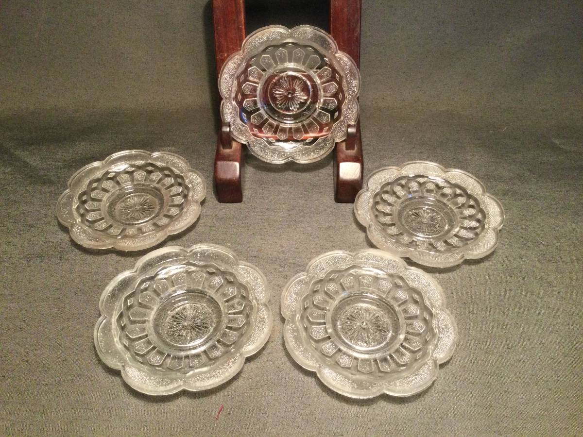 蔵出し　戦前　茶托　5枚　セット　硝子　茶器　輪花硝子　花式　茶道具　煎茶　明治期　時代物　ガラス　