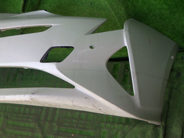 ZVW50 ZVW51 ZVW55 前期 プリウス 純正フロントバンパー PRIUS 白 パール 52119-47700 ZVW50 前期 プリウス おまけ 後期 黒