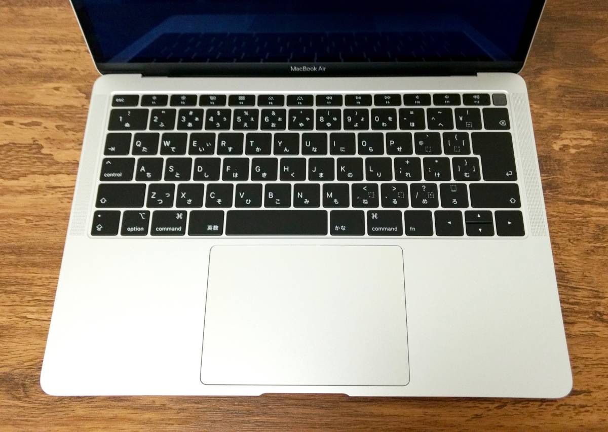 美品☆Apple MacBook Air Retina 13インチ 2018 シルバー A1932 推測