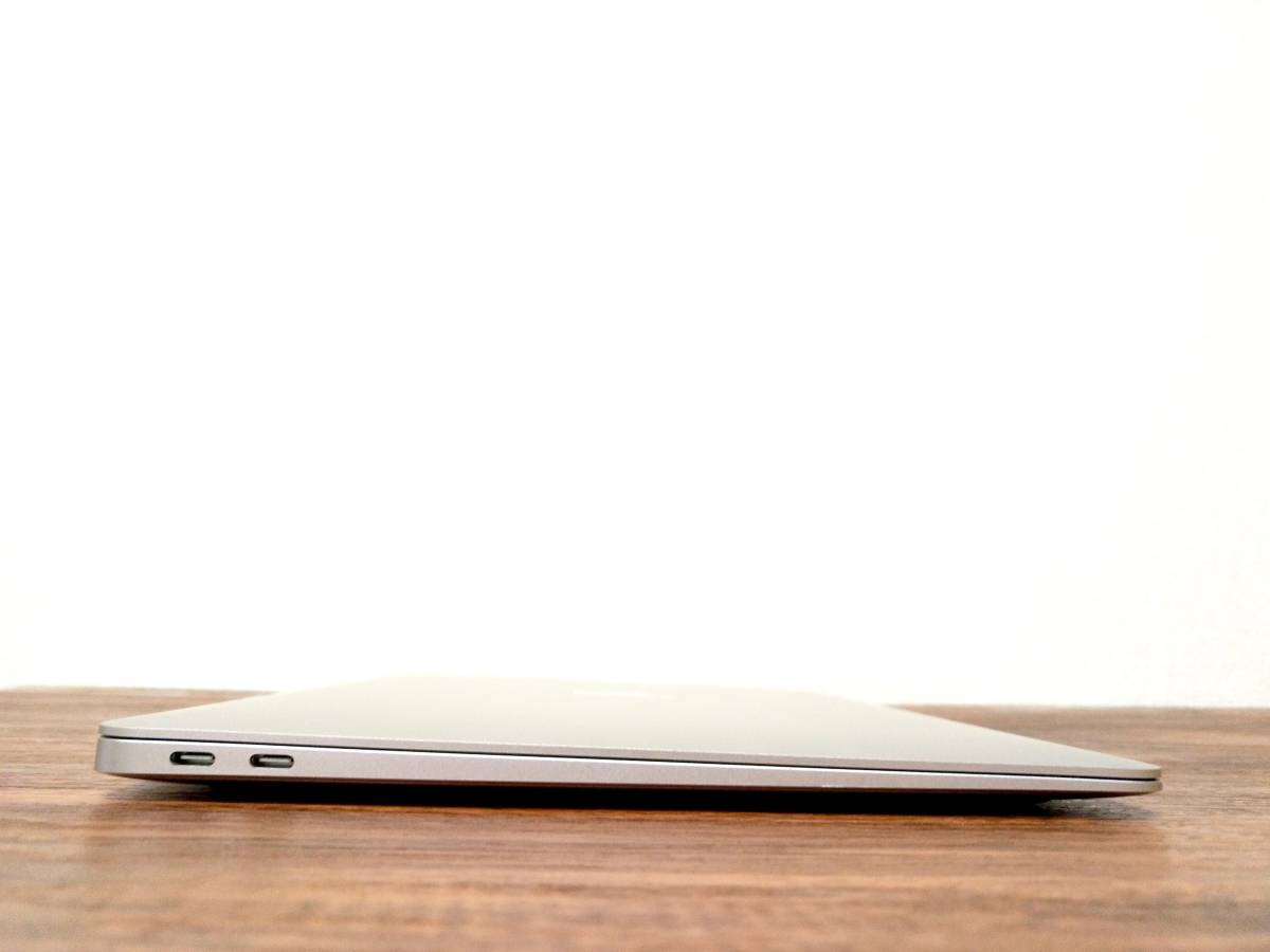 美品☆Apple MacBook Air Retina 13インチ 2018 シルバー A1932 推測