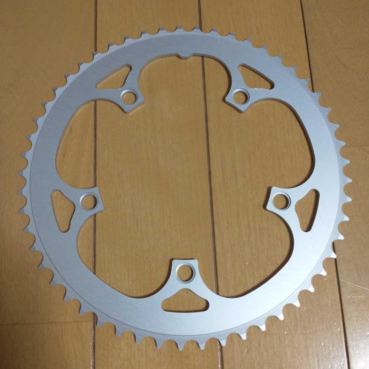 送料無料！53T アルミ PCD130 完成車外し シルバー チェーンリング ミニベロ、小径車、ピスト、クロスバイク、ママチャリカスタムに_1