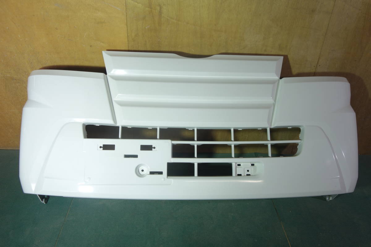 15270　S500P 前期 ハイゼットトラック　フロントバンパー　白　52119-B5090