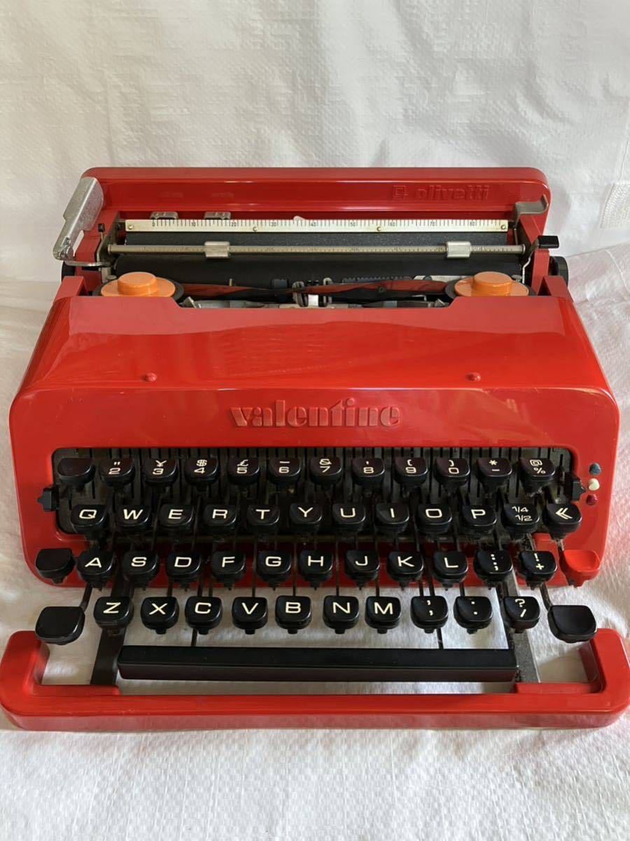 美術品・アンティーク・コレクション Olivetti 112 タイプライター 赤