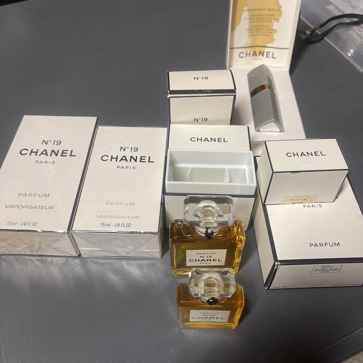 香水 シャネル CHANEL No.19 EDT 100ml スプレー レフィル 未使用
