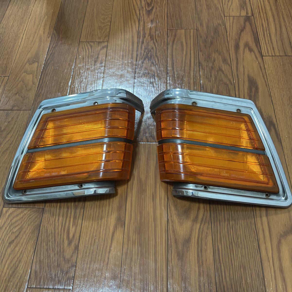 430 グロリア セドリック フロントウインカー左右 セット コーナー
