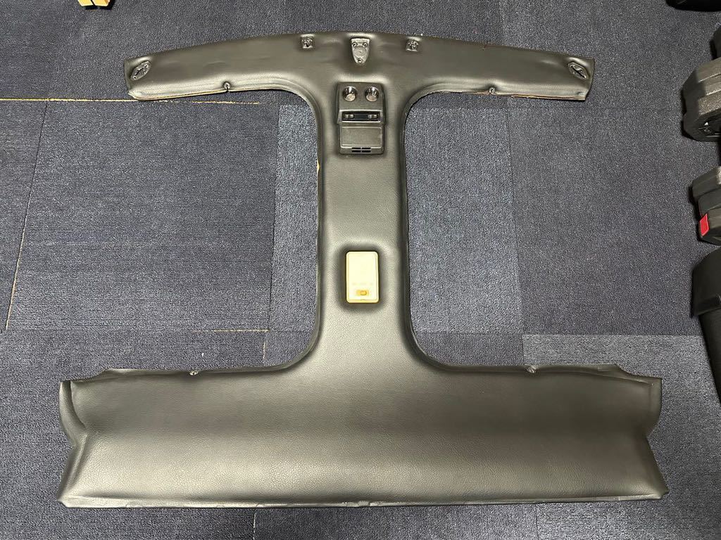 R35 GT-R フロントインナードアプルハンドル 右側 純正部品 ,カテゴリ