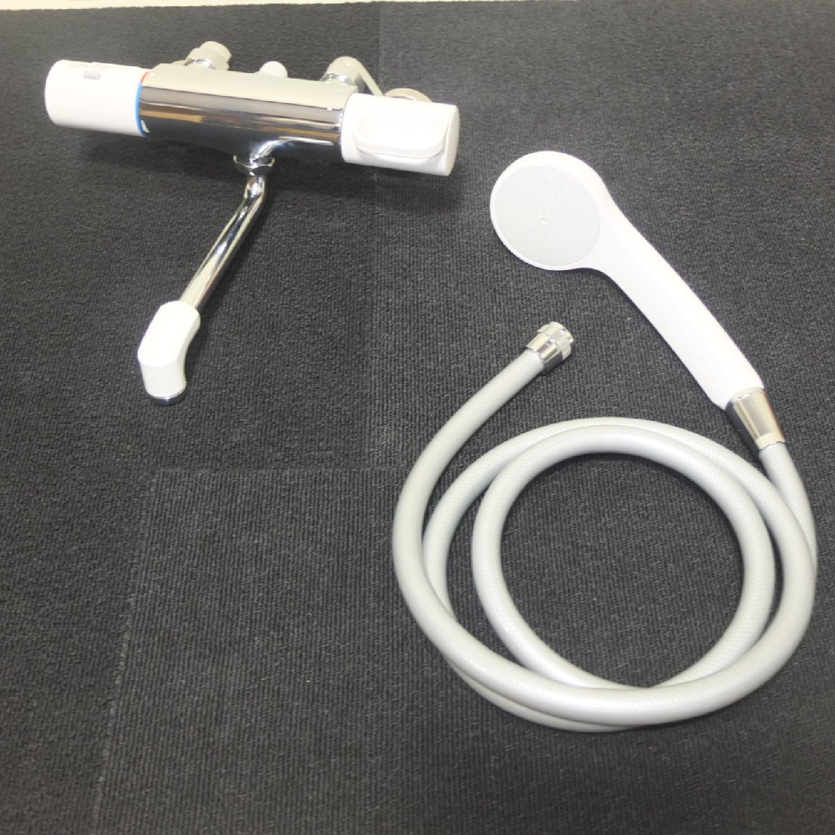 展示 品 LIXIL リクシル INAX 浴室用 サーモスタット付シャワーバス水 