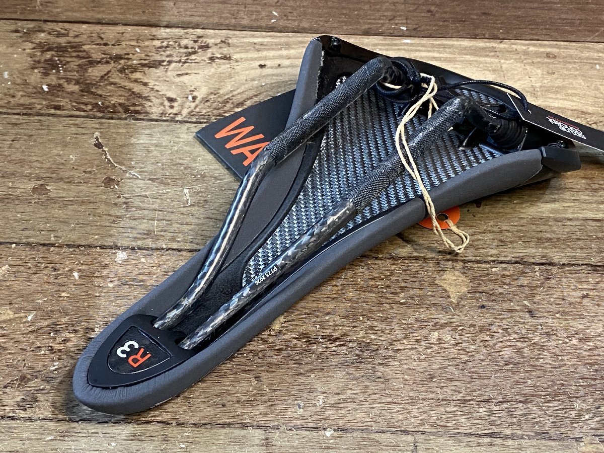 GS214 フィジーク fizik アリアンテ ANTARES R3 サドル 黒 CARBON