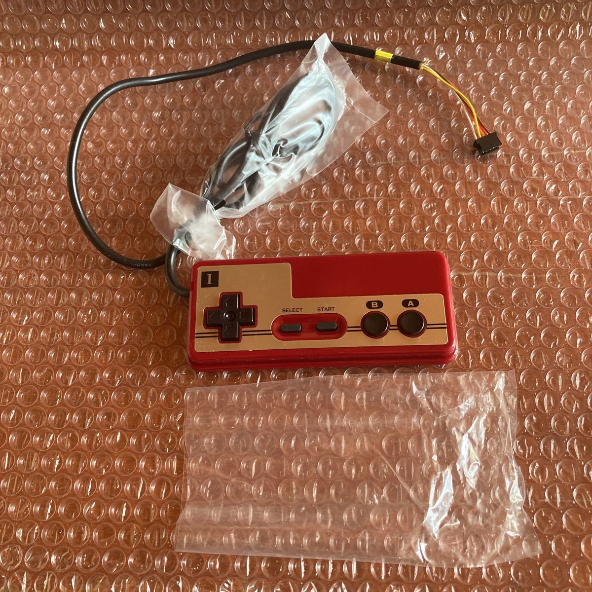 未使用【コントローラー】1コン　Ⅰコン　fc FC 任天堂　ファミコン　ソフト　ファミリーコンピューター　2