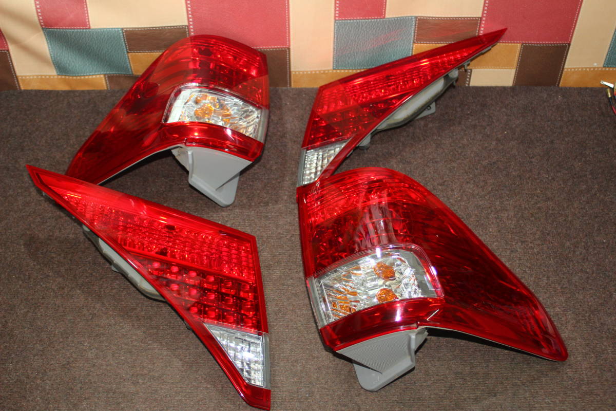 ☆20系 アルファード 純正テールランプ 1台分 KOITO 58-27＆58-31 LED