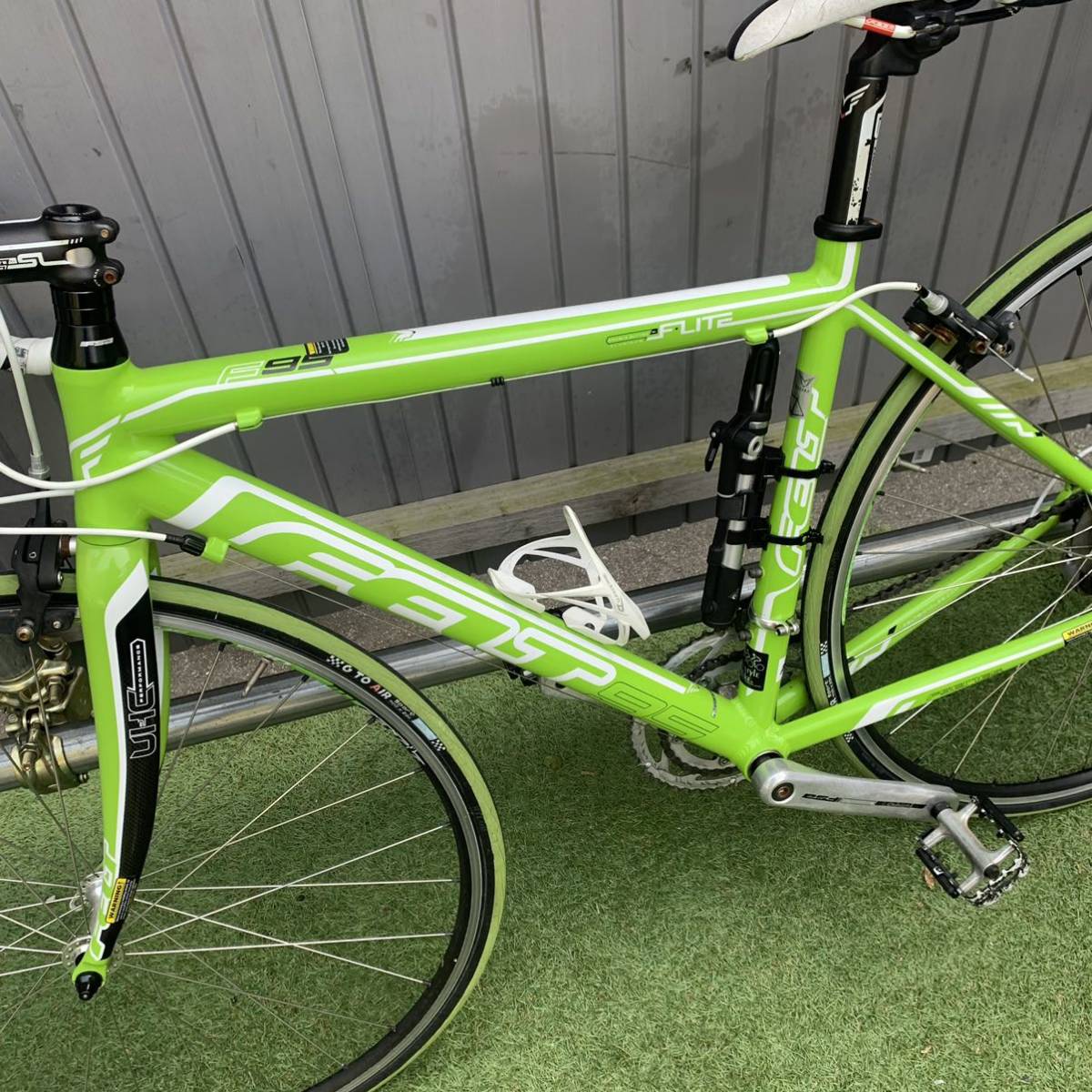 B312 直接取引大歓迎 FELT F95 カーボンフォーク SHIMANO 2×9S ロード  