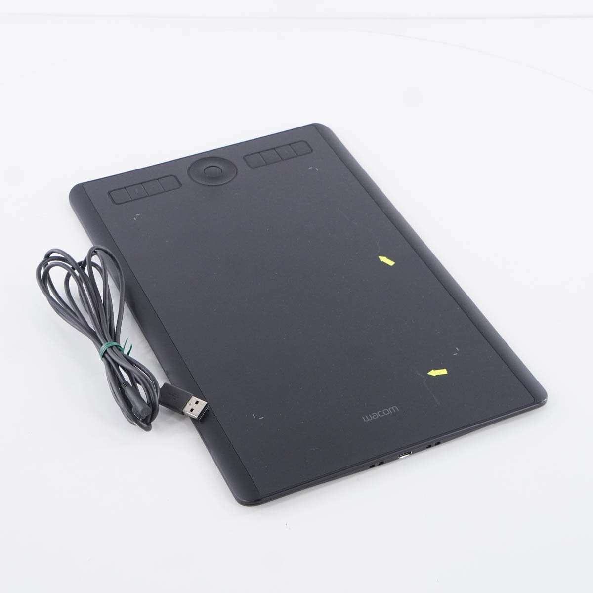 2019年製【Wacom】ワコム Intuos Pro PTH-660 ペンタブレット ペンタブ