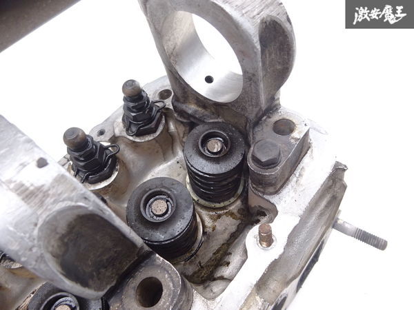 売り切り! 日産 純正 N42 シリンダー ヘッド L28 L型 L6 ハコスカ ケンメリ ローレル S30Z 加工用に 棚H-6