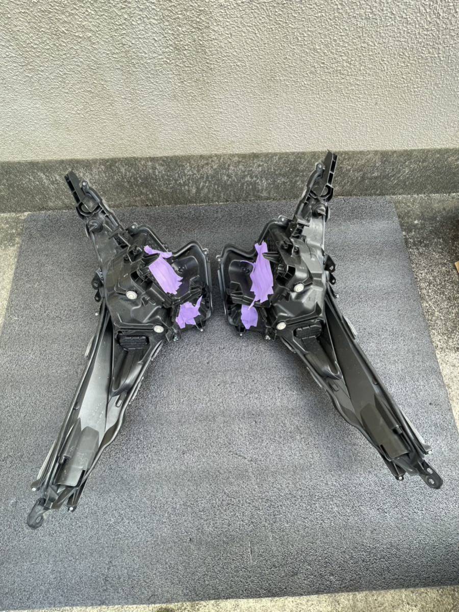トヨタ プリウス 50 zvw50 前期 28年式 ヘッドライト assy 左右セット