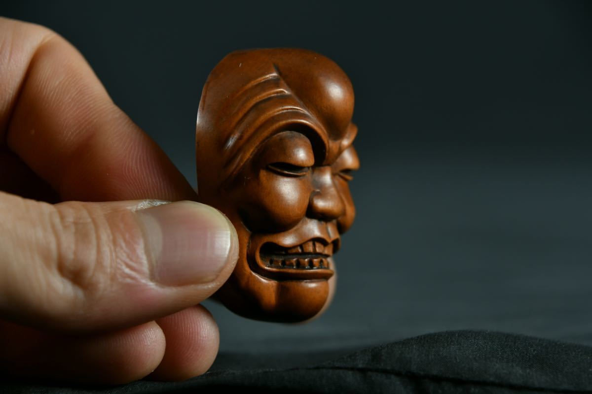 【古美術】面 根付 Netsuke 精密 彫刻 超絶技巧 彫塑 提げもの 提物 形彫 憤怒 怒り おもて 顔