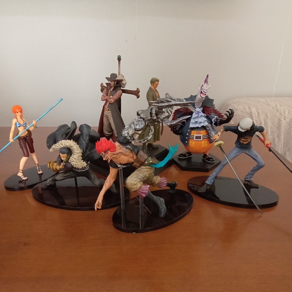 ワンピースフィギュア 6体セットですONE PIECE DXF