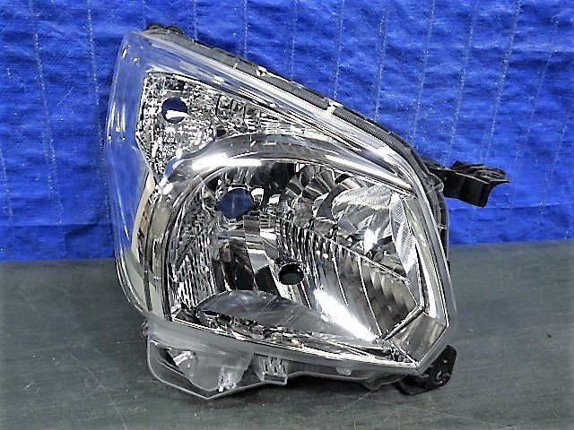 3865　スペーシア　MK32S　MK42S　右ライト　ハロゲン　1870　35100-81M00　N0　美品