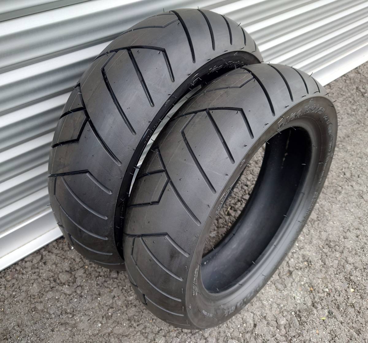 ☆VeeRubber☆GROM 5速グロム 新車装着タイヤ未走行品