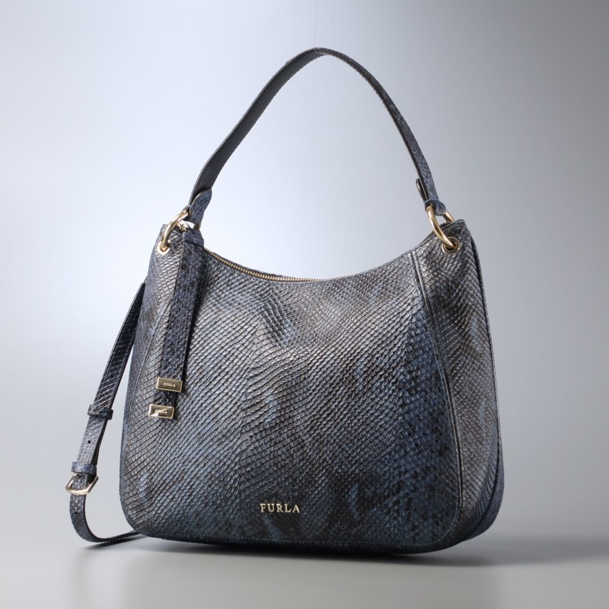 ME9947▽フルラ FURLA*パイソン型押しレザー*2way ショルダーバッグ/クロスボディ/ハンドバッグ/斜め掛け鞄*ブルー×ブラック系