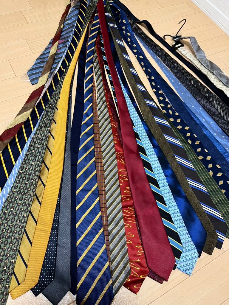 ハイブランド まとめ ネクタイ　エルメス・フェンディ・ブルガリ・ディオール・ハンティングワールド他　30本以上 良品！