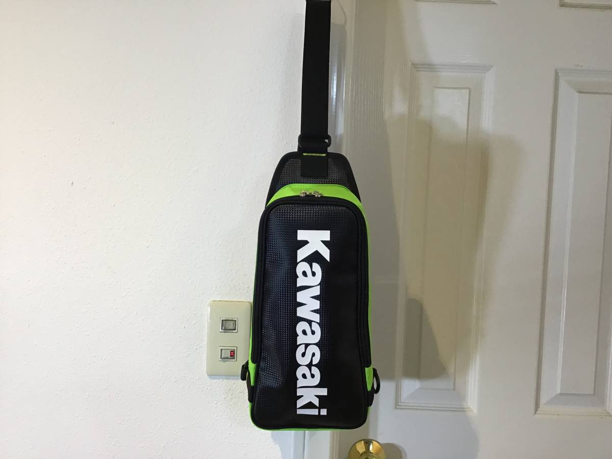 ★☆美品 Kawasaki カワサキ ショルダーバッグ ボディーバック ノベルティー 正規品☆★