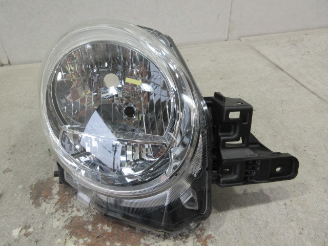 R61106 キャスト LA250S LA260S 純正 ヘッドライト 左 LED KOITO 100-69020 刻印 K キャスト LA250S 純正 『キャスト』 メッキ ヘッドランプ R61106 キャスト LA250S LA260S 純正 ヘッドライト 左 LED KOITO 100-69020 刻印 K キャスト LA250S 純正 『キャスト』 メッキ ヘッドランプ
