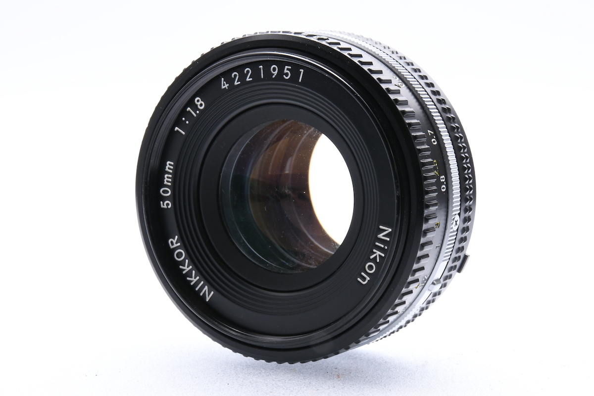 Nikon NIKKOR MF AIS 50mm 1.8 単焦点 パンケーキ Nikon Ai-s NIKKOR