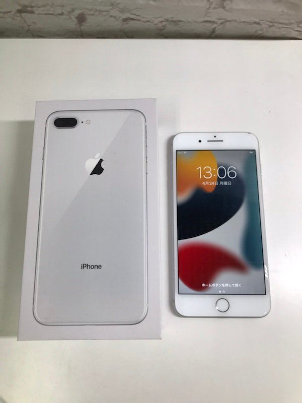 230410SK150595 Apple iPhone8 Plus 64GB シルバー MQ9L2J/A A1898 au