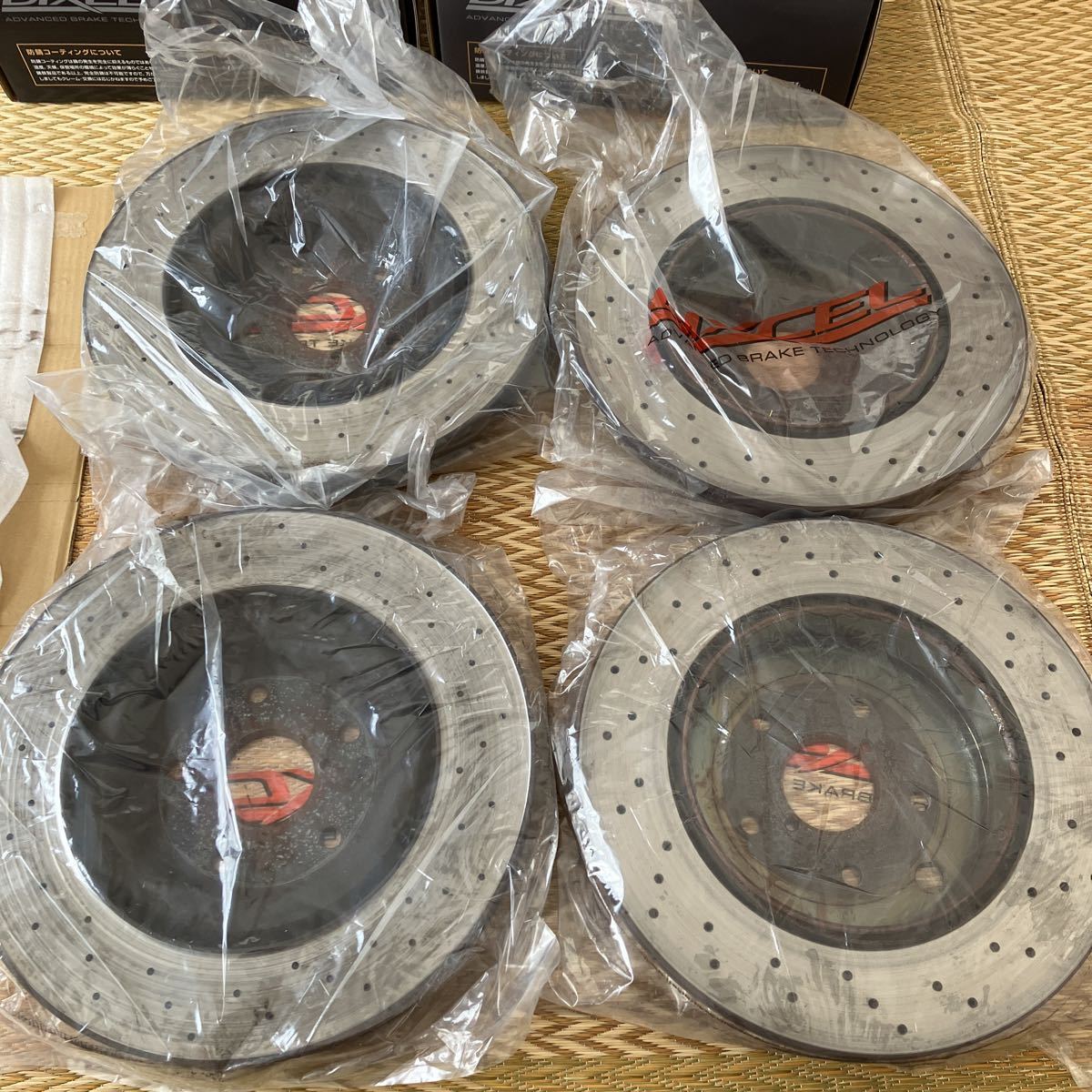 現状ジャンク扱い]WRX STI VAB 後期型 純正ブレンボキャリパー用 