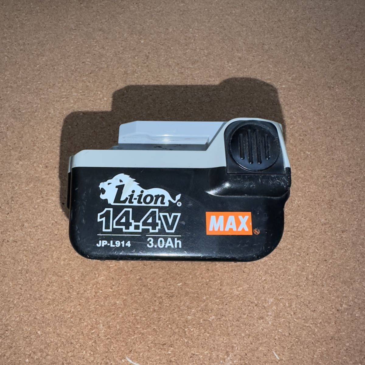 MAX バッテリー JP-L914 14.4V 3.0Ah リチウムイオン電池パック MAX バッテリー JP-L914 14.4V 3.0Ah リチウムイオン電池パック