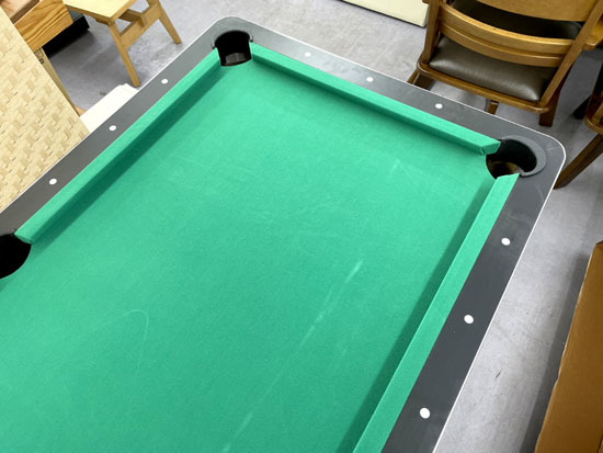 家庭用サイズ ビリヤード台 折りたたみ 約縦146×横83×高さ77.5cm 