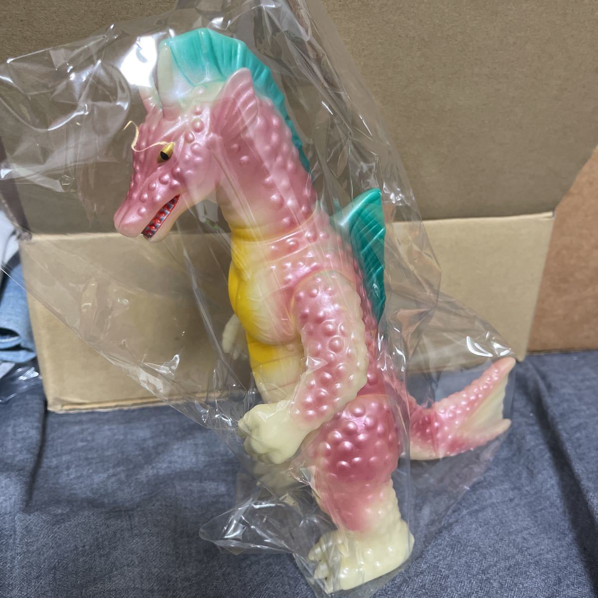 【最新作，安い】 M1号ブルマァク チタノザウルス 蓄光ソフビ ゴジラ怪獣(ゴジラ、怪獣)｜売買されたオークション情報、yahooの商品情報をアーカイブ公開 - オークファン その他