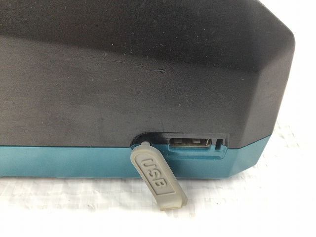 マキタ DC40RA 急速充電器 makita Makita - 中古品 純正 充電器 40Vmax用 ☆ 40V 特価 〈102-260222 40V｜Yahoo 充電器とバッテリーセット