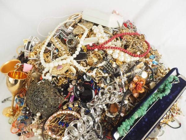 ネックレス 約14kg まとめて アクセサリー 大量セット！ ブレス 大量